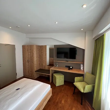 Zeppelin Hotel